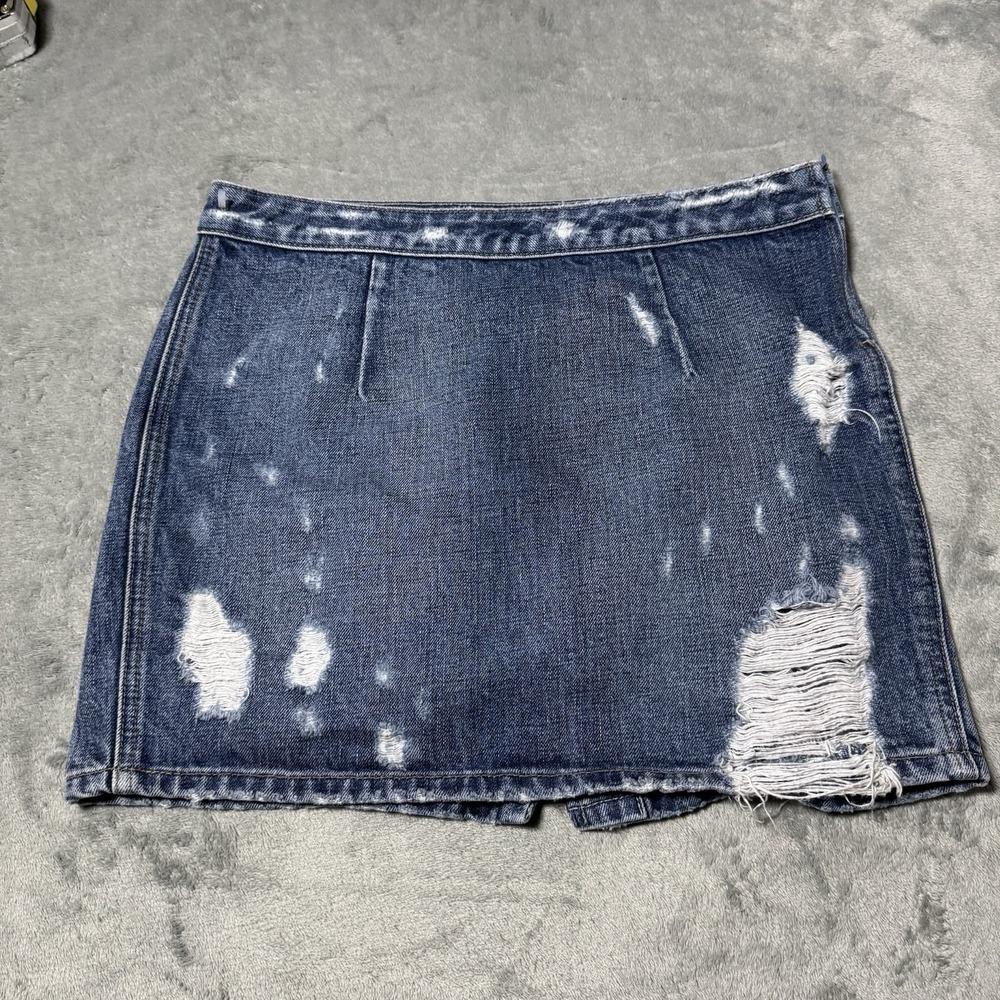 Lovers + Friends Ryder Distressed‎ Las Palmas Denim Mini Skirt Size 27 Indie Y2K